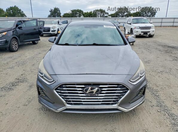 5NPE24AF4JH655096 2018 HYUNDAI SONATA Gray Вид спереду