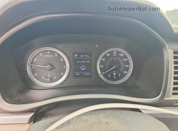 5NPE24AF4JH655874 2018 HYUNDAI SONATA Blue ხელსაწყოთა პანელის ხედი