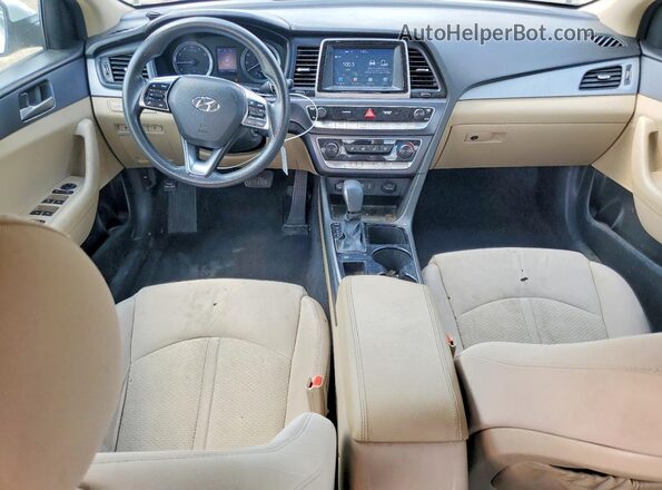 5NPE24AF4JH662467 2018 HYUNDAI SONATA White Առջևի վահանակի տեսք