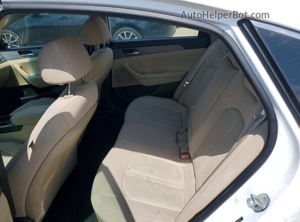 5NPE24AF4JH662467 2018 HYUNDAI SONATA White Հետևի նստատեղերի տեսք