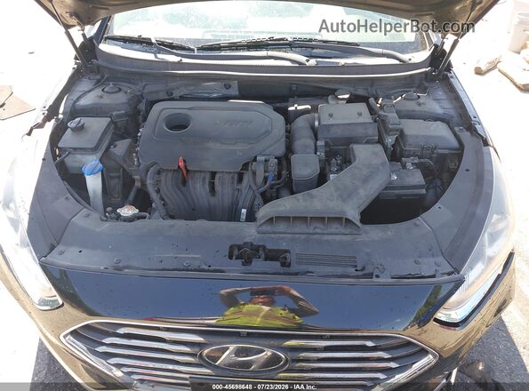 5NPE24AF4JH665983 2018 HYUNDAI SONATA Черный Вид сзади