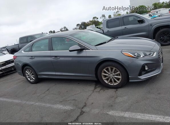 5NPE24AF4JH677034 2018 HYUNDAI SONATA Gray უკანა სალონის ხედი