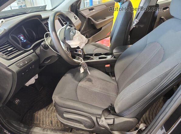 5NPE24AF4JH725227 2018 HYUNDAI SONATA Black Սալոնի դիմացի տեսք