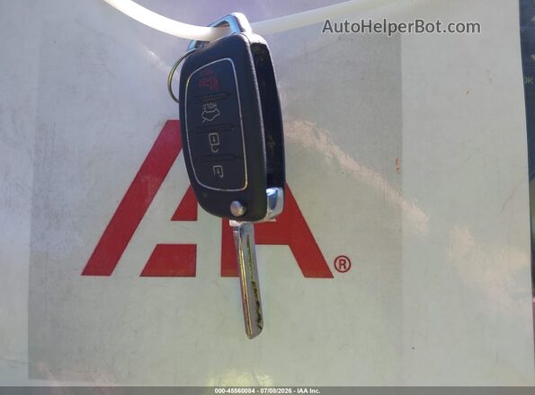 5NPE24AF5GH357746 2016 HYUNDAI SONATA Серебряный Вид панели приборов