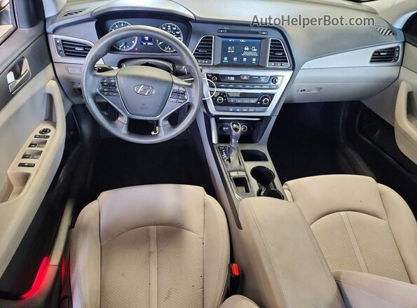 5NPE24AF5HH450364 2017 HYUNDAI SONATA Silver Dashboard view