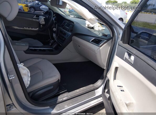5NPE24AF5HH492145 2017 HYUNDAI SONATA Cream Սալոնի դիմացի տեսք