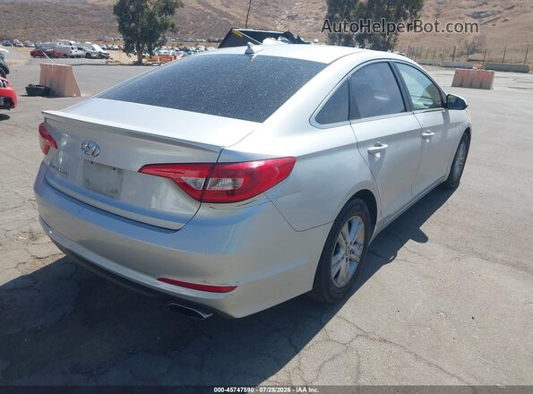5NPE24AF5HH556877 2017 HYUNDAI SONATA Серебряный Задняя правая четверть