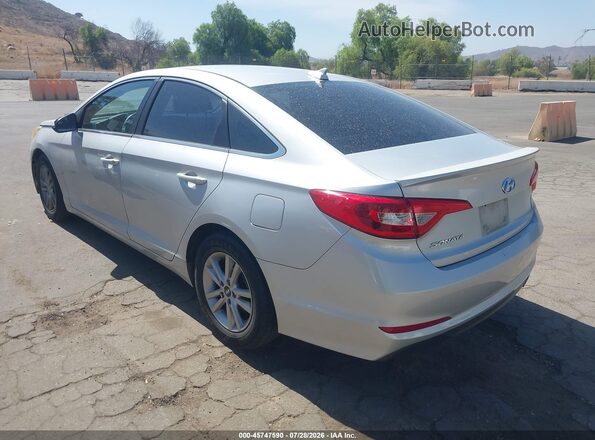 5NPE24AF5HH556877 2017 HYUNDAI SONATA Серебряный Задняя левая четверть