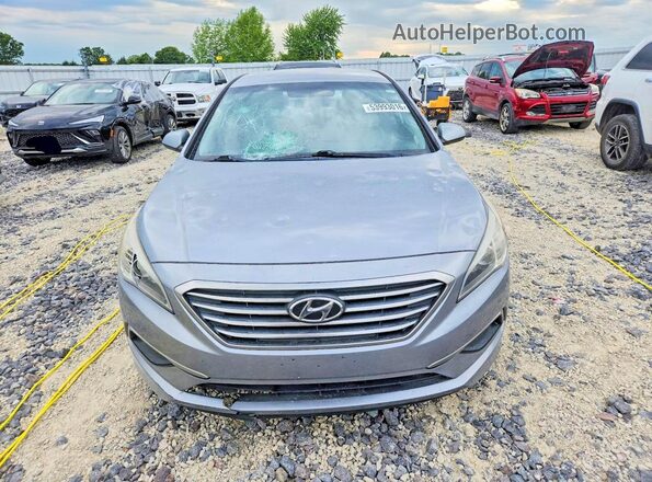 5NPE24AF5HH581634 2017 HYUNDAI SONATA Silver Widok z przodu
