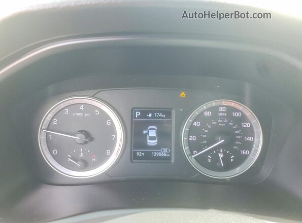 5NPE24AF5JH603282 2018 HYUNDAI SONATA Черный Вид щитка приборов