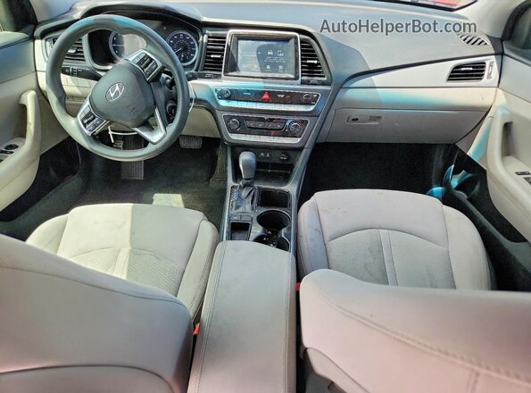 5NPE24AF5JH624858 2018 HYUNDAI SONATA Red Вид панелі приладів