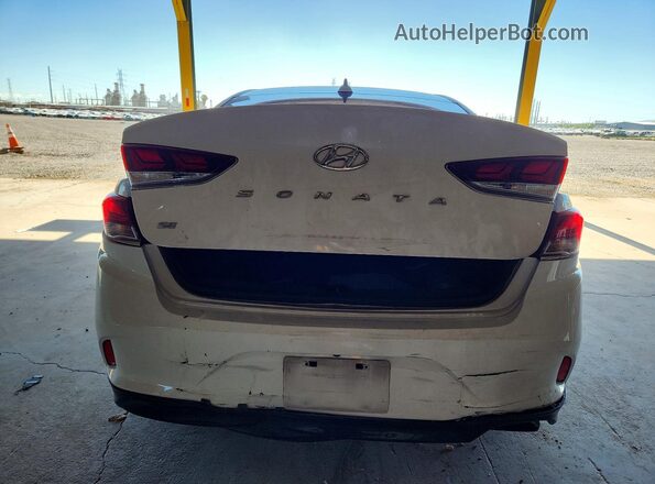 5NPE24AF5JH678211 2018 HYUNDAI SONATA White Widok z tyłu