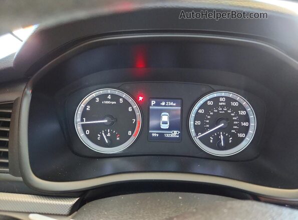 5NPE24AF5JH678211 2018 HYUNDAI SONATA White Widok zestawu wskaźników