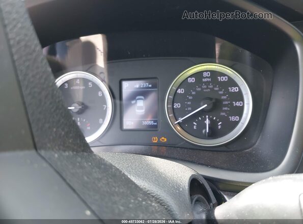 5NPE24AF5JH680945 2018 HYUNDAI SONATA Серебряный Вид задних сидений