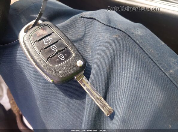 5NPE24AF5JH688530 2018 HYUNDAI SONATA Серый Вид панели приборов