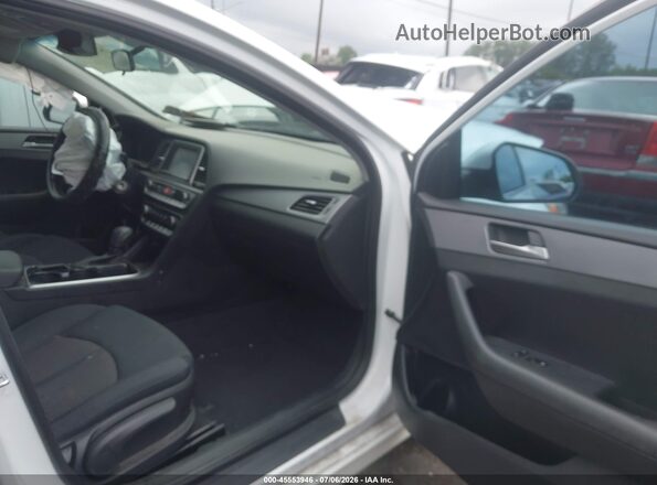 5NPE24AF5KH772462 2019 HYUNDAI SONATA White Սալոնի դիմացի տեսք