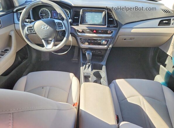5NPE24AF5KH776026 2019 HYUNDAI SONATA Blue წინა პანელის ხედი