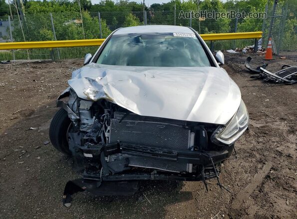 5NPE24AF5KH788709 2019 HYUNDAI SONATA Серебряный Вид спереди