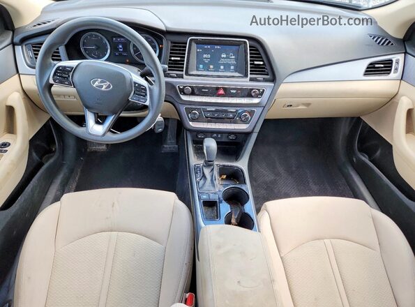 5NPE24AF5KH817335 2019 HYUNDAI SONATA Белый Вид панели приборов