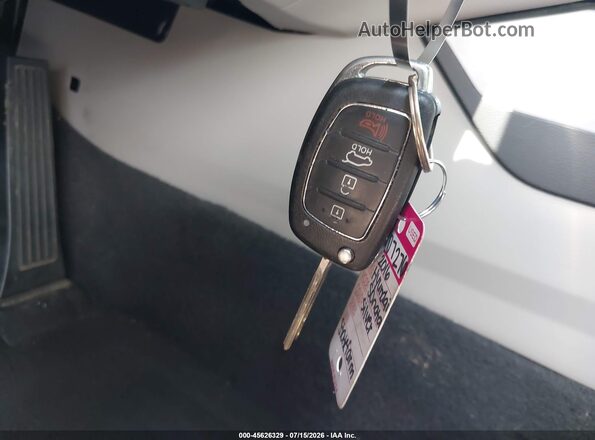 5NPE24AF6GH403200 2016 HYUNDAI SONATA Silver Vista del salpicadero
