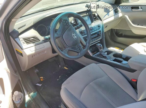 5NPE24AF6HH473541 2017 HYUNDAI SONATA Gray წინა პანელის ხედი