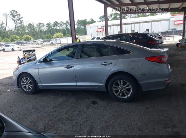 5NPE24AF6HH509650 2017 HYUNDAI SONATA Gray Vista interior trasera