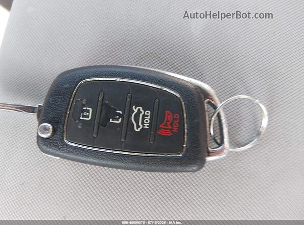 5NPE24AF6HH513102 2017 HYUNDAI SONATA Silver Вид панелі приладів