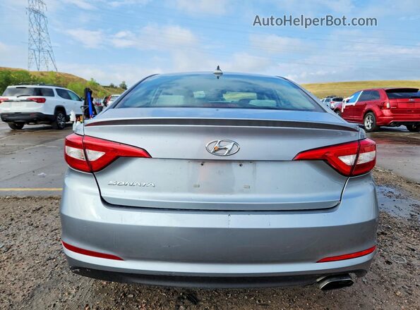 5NPE24AF6HH548142 2017 HYUNDAI SONATA Silver Widok z tyłu