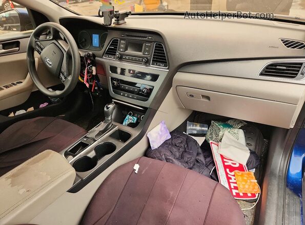 5NPE24AF6HH548593 2017 HYUNDAI SONATA Blue Dashboard view