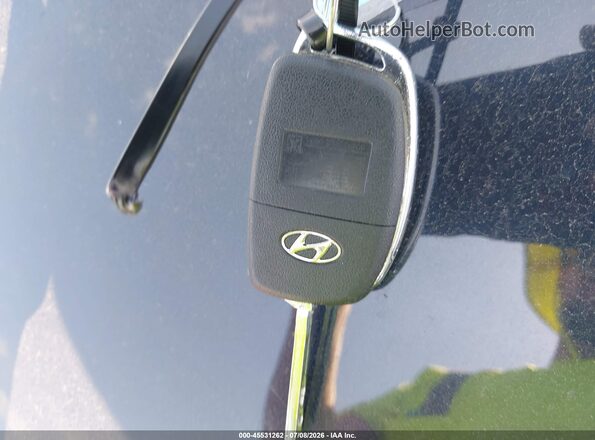 5NPE24AF6HH580296 2017 HYUNDAI SONATA Черный Вид панели приборов