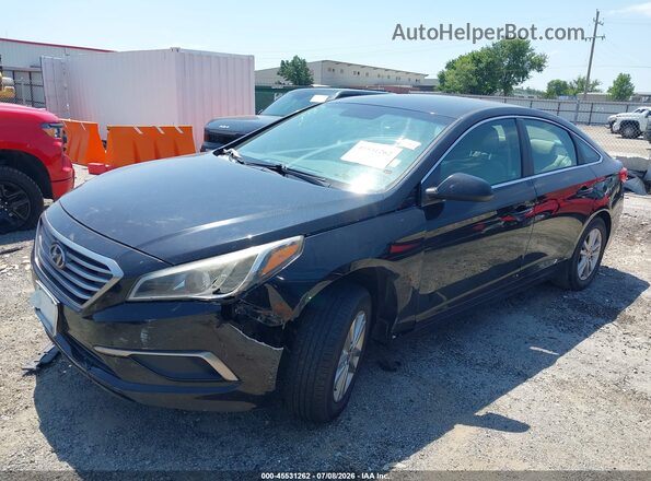 5NPE24AF6HH580296 2017 HYUNDAI SONATA Черный Передняя левая четверть