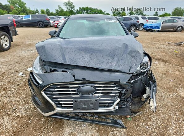 5NPE24AF6JH600892 2018 HYUNDAI SONATA Black Widok z przodu