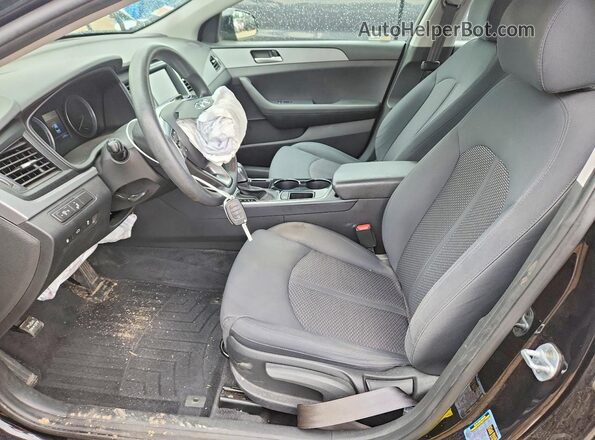 5NPE24AF6JH600892 2018 HYUNDAI SONATA Black Widok wnętrza z przodu