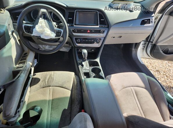 5NPE24AF6JH620463 2018 HYUNDAI SONATA White Dashboard view