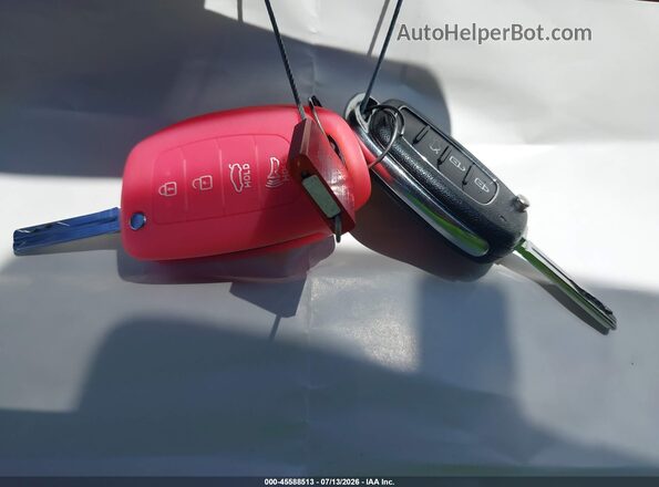 5NPE24AF6JH627882 2018 HYUNDAI SONATA Белый Вид панели приборов