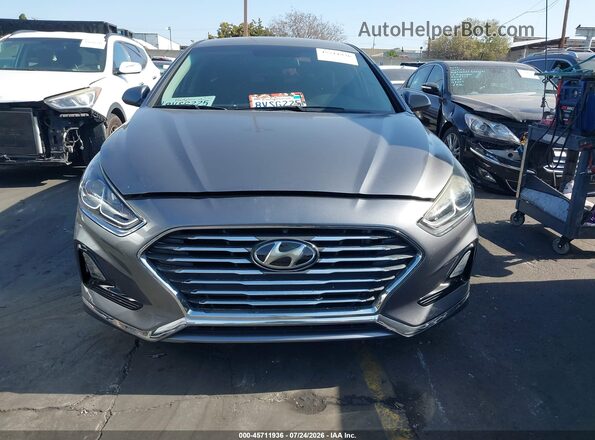 5NPE24AF6JH694529 2018 HYUNDAI SONATA Gray Սալոնի հետևի տեսք