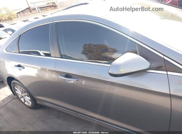 5NPE24AF6JH694529 2018 HYUNDAI SONATA Gray Սալոնի 360 աստիճան տեսք