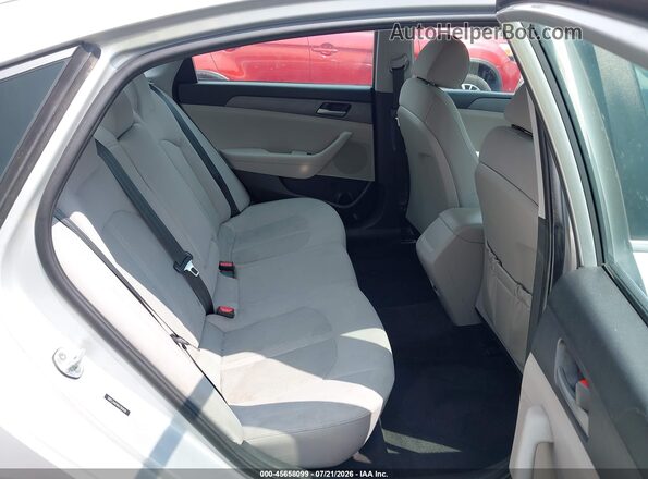5NPE24AF6KH760918 2019 HYUNDAI SONATA Silver Widok naklejki z numerem VIN
