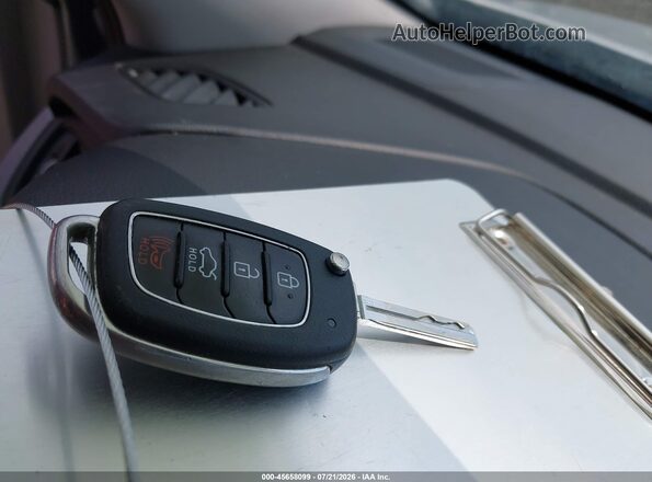 5NPE24AF6KH760918 2019 HYUNDAI SONATA Silver Widok deski rozdzielczej