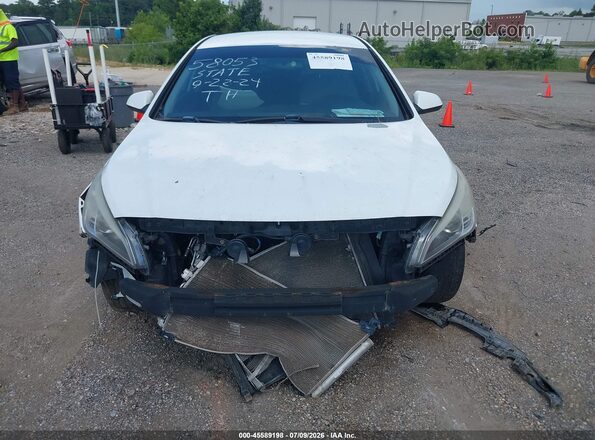 5NPE24AF7GH353696 2016 HYUNDAI SONATA White Widok z przodu