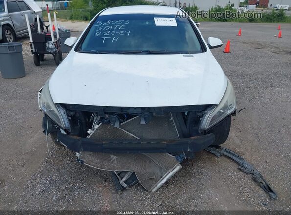 5NPE24AF7GH353696 2016 HYUNDAI SONATA White Widok wnętrza z tyłu