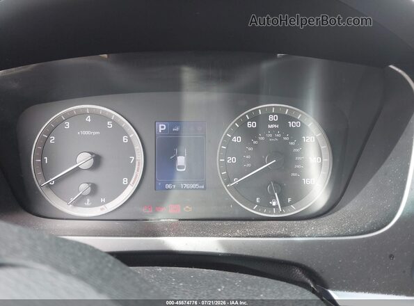 5NPE24AF7HH449331 2017 HYUNDAI SONATA Красный Вид задних сидений
