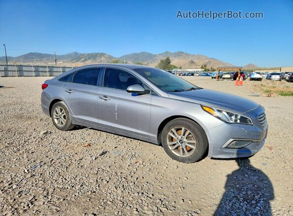 5NPE24AF7HH542799 2017 HYUNDAI SONATA Gray Front right