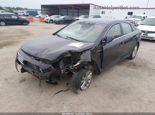 5NPE24AF7HH587340 2017 HYUNDAI SONATA Black Front left