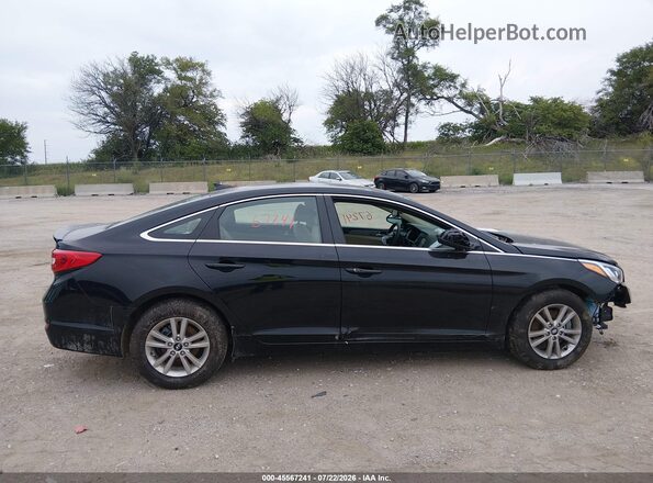 5NPE24AF7HH587340 2017 HYUNDAI SONATA Black Rear interior view