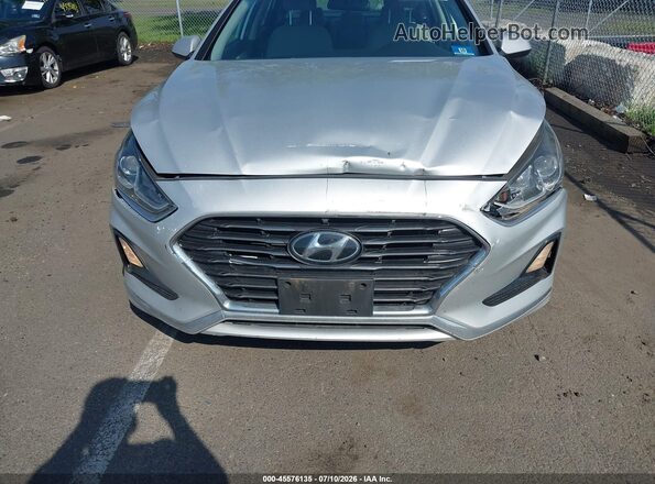 5NPE24AF7JH688366 2018 HYUNDAI SONATA Silver Սարքավորումների վահանակի տեսք