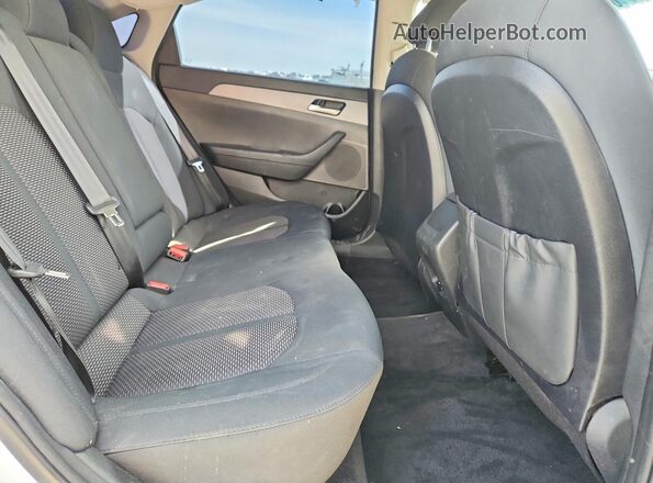 5NPE24AF7KH751421 2019 HYUNDAI SONATA Белый Вид задних сидений