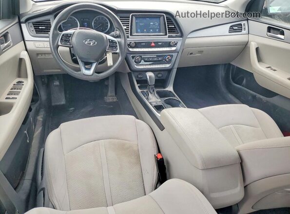 5NPE24AF7KH754917 2019 HYUNDAI SONATA Gray Widok deski rozdzielczej