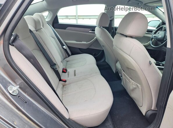 5NPE24AF7KH754917 2019 HYUNDAI SONATA Gray Widok tylnych siedzeń