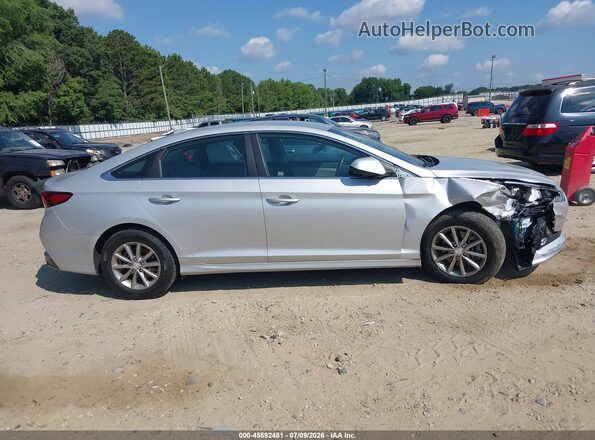 5NPE24AF7KH755517 2019 HYUNDAI SONATA Silver Rear interior view